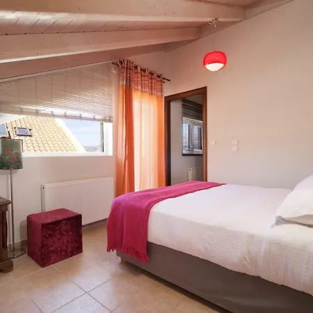 Vinieris Villas - Absolute View Apartament *
