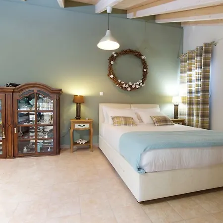 Vinieris Villas - Absolute View *